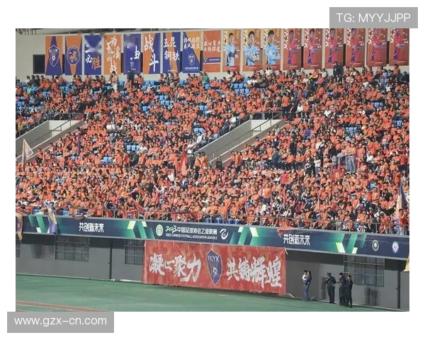 足球比赛直播零距离体验尽享精彩赛事瞬间与球迷互动乐趣